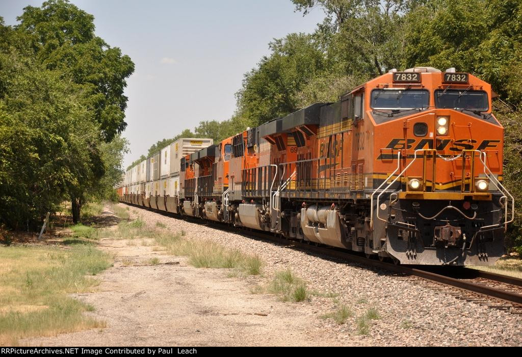 Intermodal cruises east